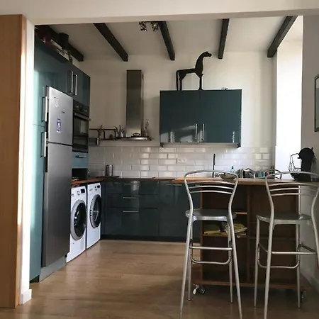 Apartment Spacieux Au Coeur Du Centre Ancien *